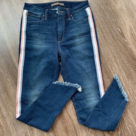 Joe's Jeans Denim - HP 🥳🛍Joe’s Fringe Stripe Jeans